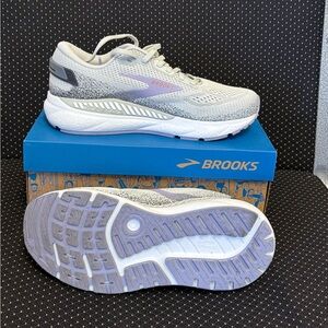 Brooks Women's Grey Lavender Running Shoes
